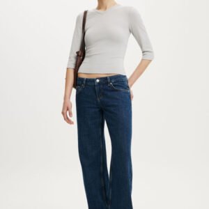 2054850-89-2 Low Rise Straight Jean