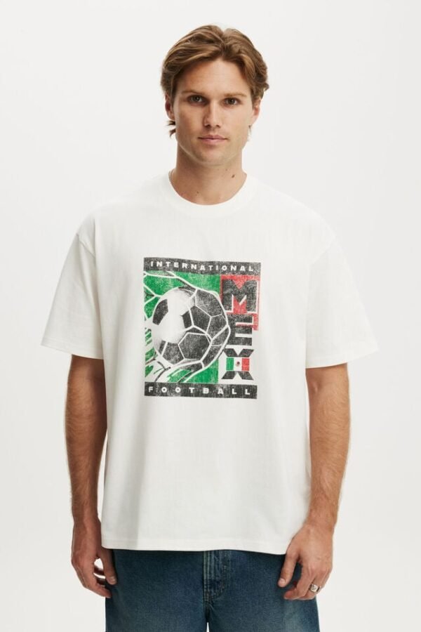 Everyday Fit Graphic T-Shirt